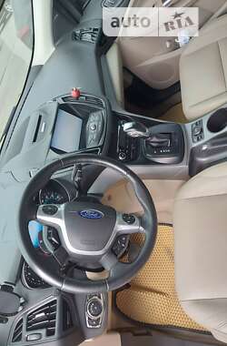 Внедорожник / Кроссовер Ford Escape 2013 в Черновцах