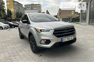 Внедорожник / Кроссовер Ford Escape 2018 в Днепре