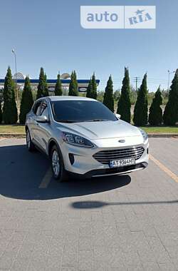 Позашляховик / Кросовер Ford Escape 2020 в Івано-Франківську