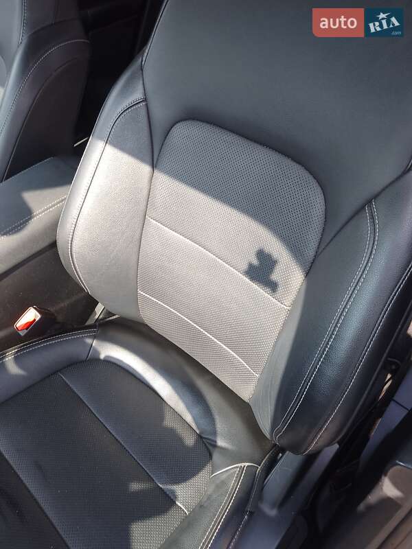 Внедорожник / Кроссовер Ford Escape 2019 в Ужгороде