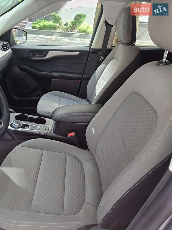 Внедорожник / Кроссовер Ford Escape 2022 в Днепре