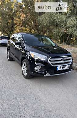 Позашляховик / Кросовер Ford Escape 2016 в Дніпрі