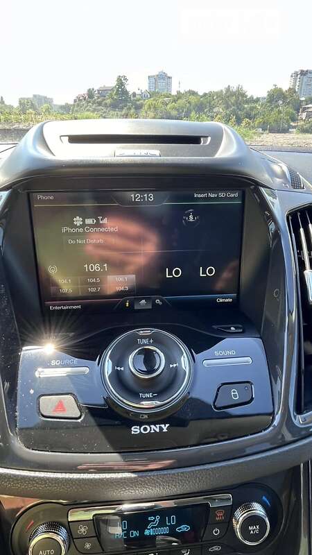 Внедорожник / Кроссовер Ford Escape 2015 в Черкассах