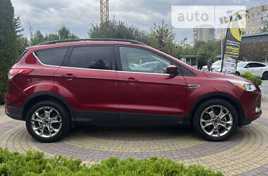 Позашляховик / Кросовер Ford Escape 2015 в Львові