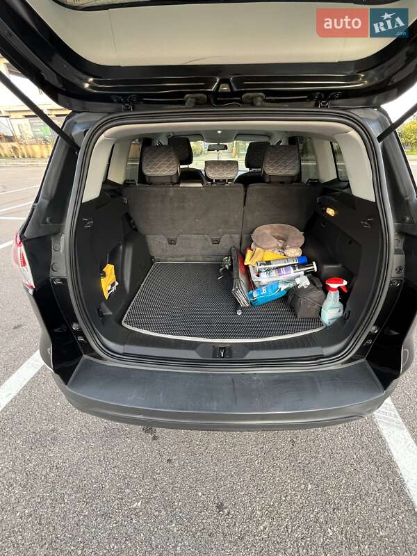 Позашляховик / Кросовер Ford Escape 2014 в Татарбунарах