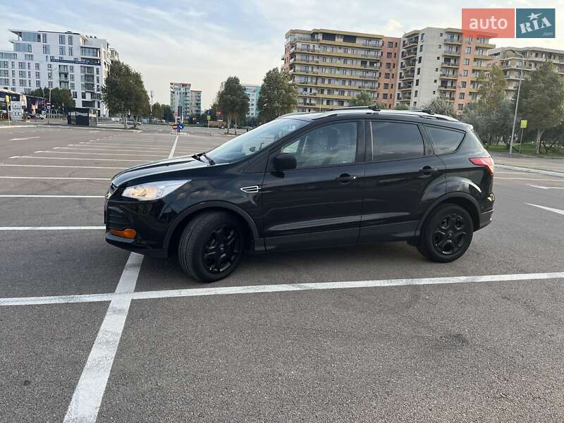 Позашляховик / Кросовер Ford Escape 2014 в Татарбунарах