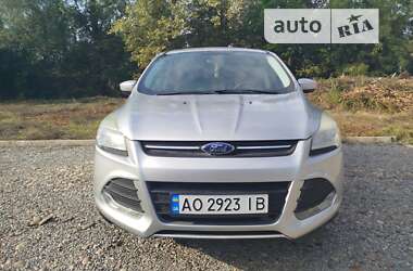 Внедорожник / Кроссовер Ford Escape 2014 в Виноградове