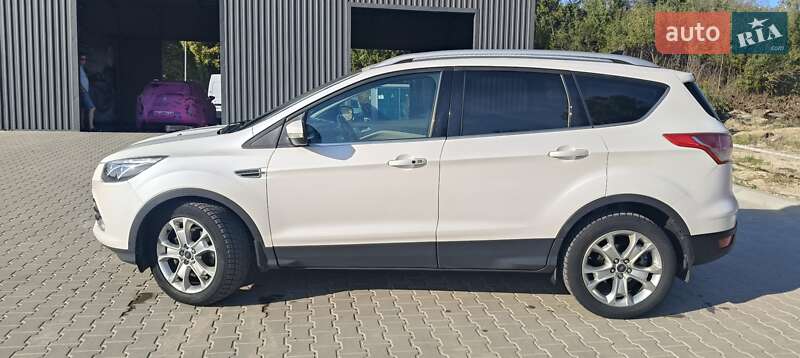 Внедорожник / Кроссовер Ford Escape 2015 в Львове