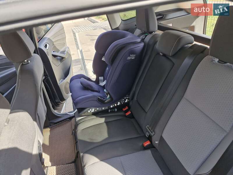 Внедорожник / Кроссовер Ford Escape 2017 в Киеве фото 33 Внедорожник / Кроссовер Ford Escape 2017 в Киеве