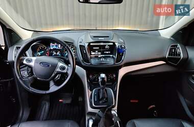 Внедорожник / Кроссовер Ford Escape 2013 в 