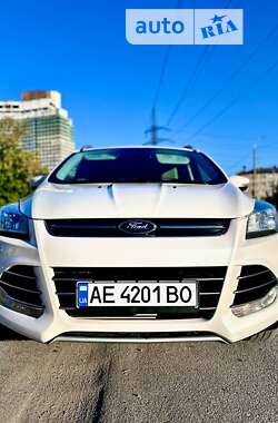 Внедорожник / Кроссовер Ford Escape 2016 в Днепре