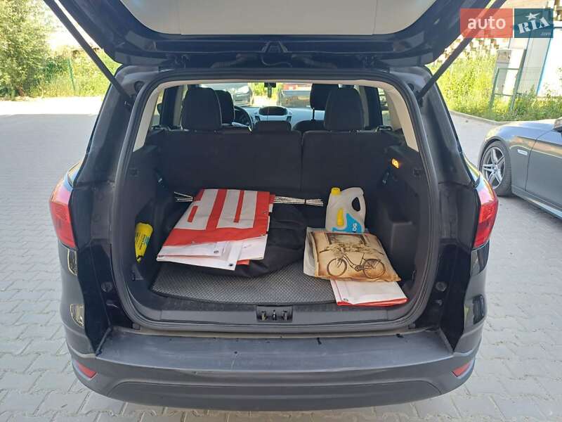 Внедорожник / Кроссовер Ford Escape 2019 в Хмельницком