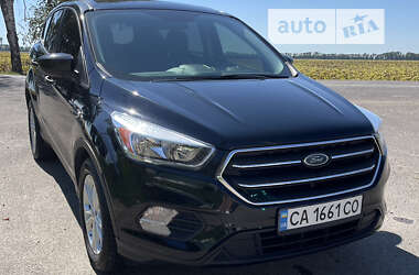 Позашляховик / Кросовер Ford Escape 2017 в Києві