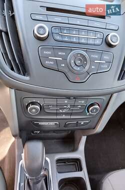 Внедорожник / Кроссовер Ford Escape 2018 в 