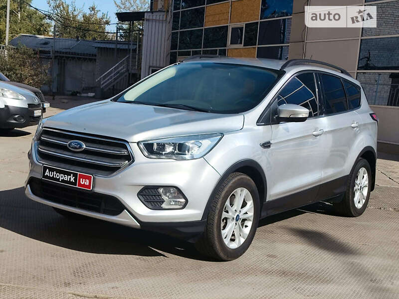 Внедорожник / Кроссовер Ford Escape 2017 в Харькове