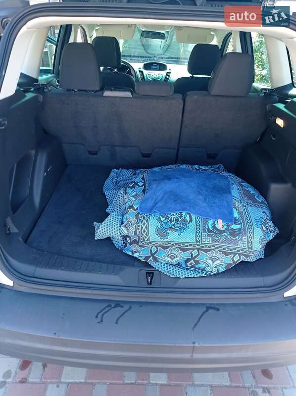 Внедорожник / Кроссовер Ford Escape 2014 в Бершади