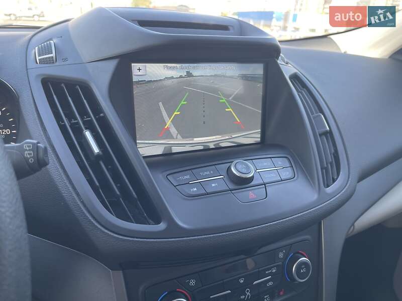 Внедорожник / Кроссовер Ford Escape 2018 в Киеве