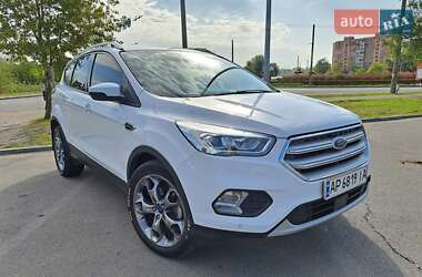 Внедорожник / Кроссовер Ford Escape 2017 в Запорожье