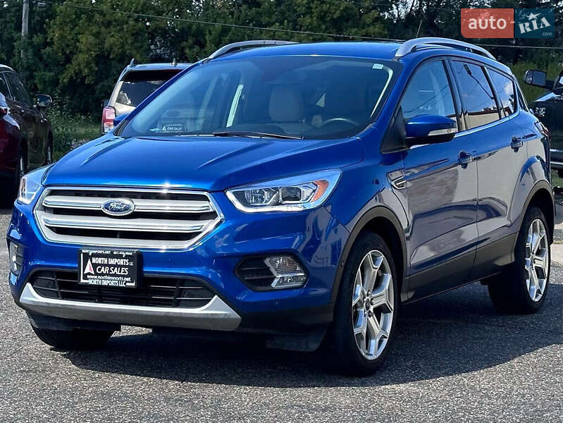 Внедорожник / Кроссовер Ford Escape 2019 в 