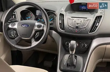 Ford Escape 2014