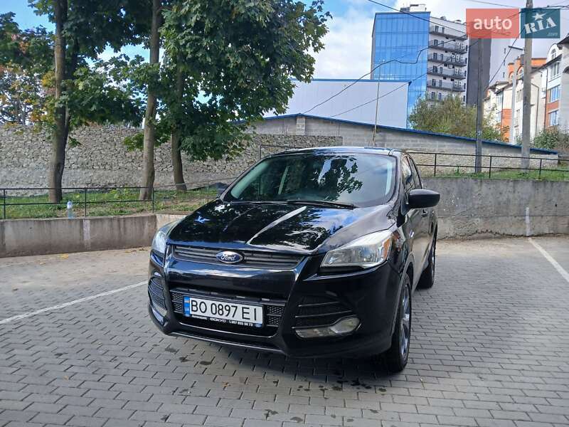 Внедорожник / Кроссовер Ford Escape 2016 в Тернополе