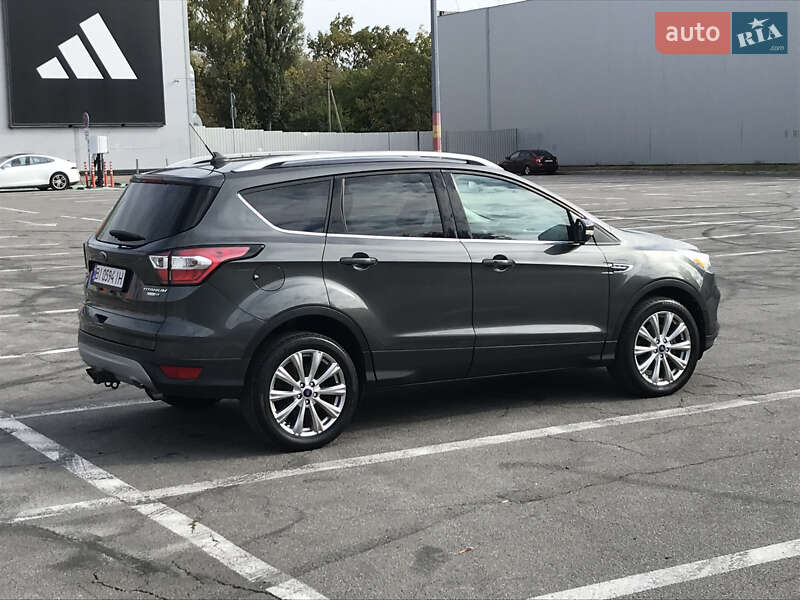 Внедорожник / Кроссовер Ford Escape 2018 в Полтаве