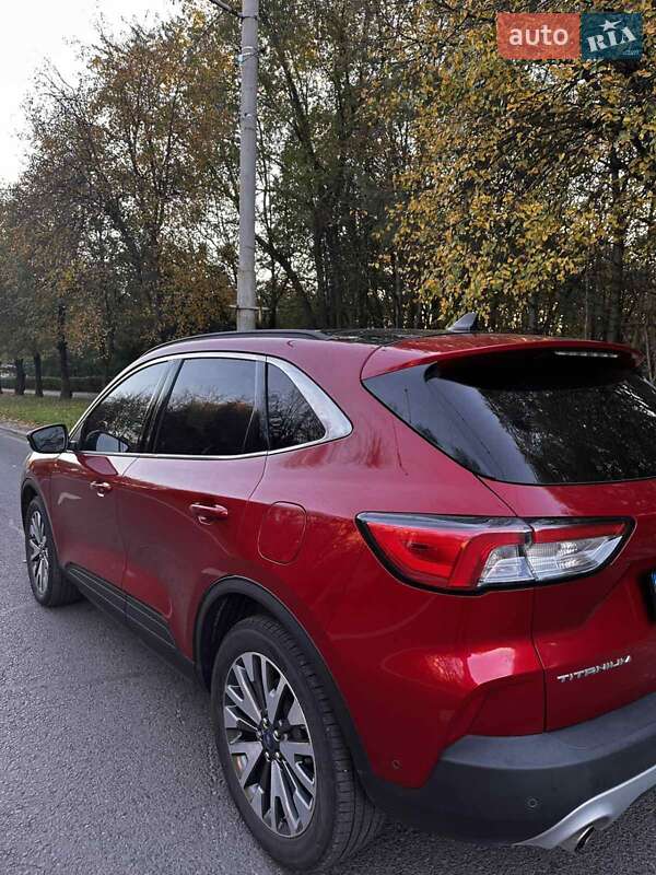 Внедорожник / Кроссовер Ford Escape 2020 в Львове