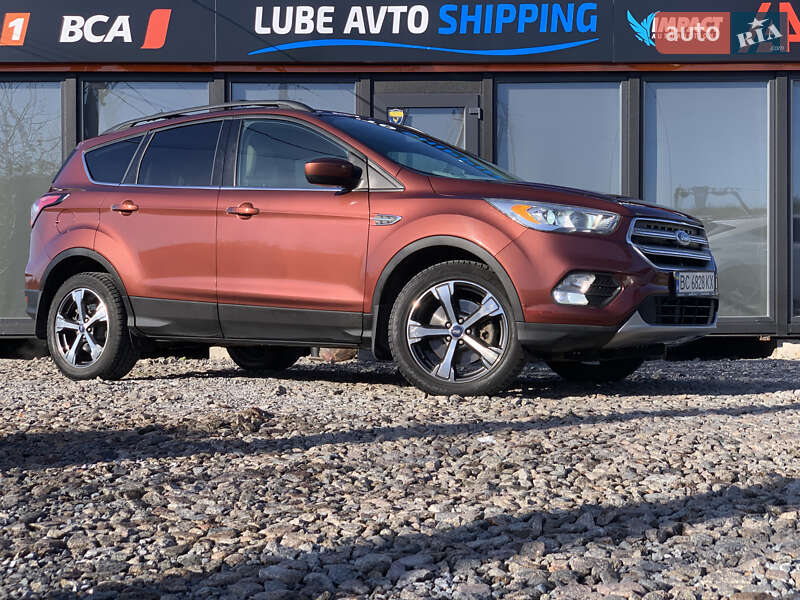 Внедорожник / Кроссовер Ford Escape 2017 в Львове