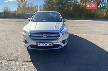 Позашляховик / Кросовер Ford Escape 2017 в Полтаві