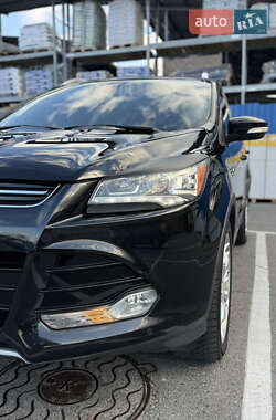 Внедорожник / Кроссовер Ford Escape 2014 в 