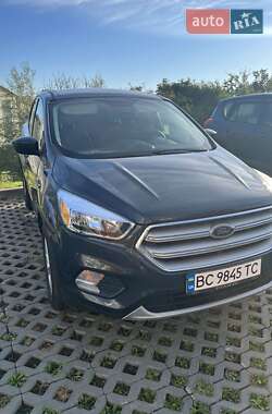 Позашляховик / Кросовер Ford Escape 2018 в Львові