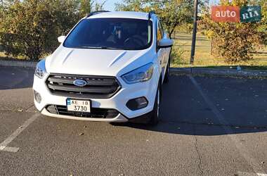 Позашляховик / Кросовер Ford Escape 2016 в Кривому Розі