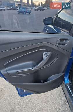 Позашляховик / Кросовер Ford Escape 2018 в Дніпрі