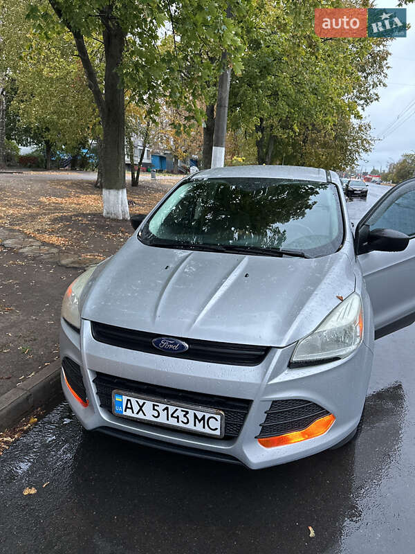Внедорожник / Кроссовер Ford Escape 2016 в Харькове