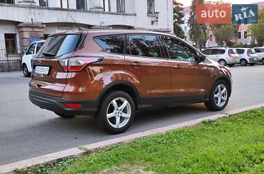 Позашляховик / Кросовер Ford Escape 2016 в Чернігові