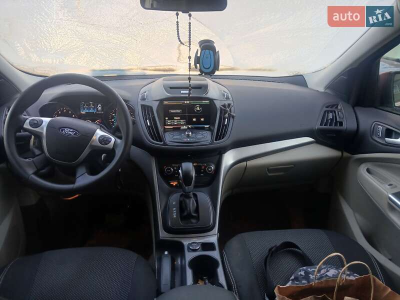 Внедорожник / Кроссовер Ford Escape 2015 в Львове фото 6 Внедорожник / Кроссовер Ford Escape 2015 в Львове