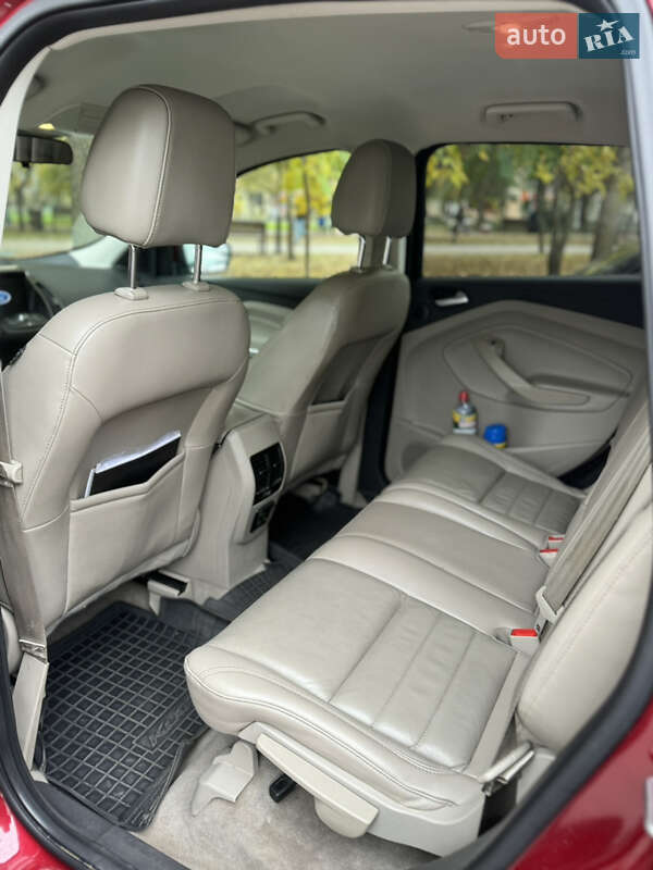 Внедорожник / Кроссовер Ford Escape 2016 в Одессе