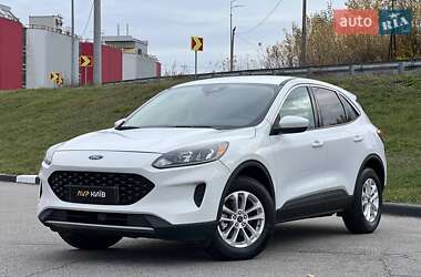 Позашляховик / Кросовер Ford Escape 2020 в Києві