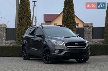 Позашляховик / Кросовер Ford Escape 2018 в Івано-Франківську