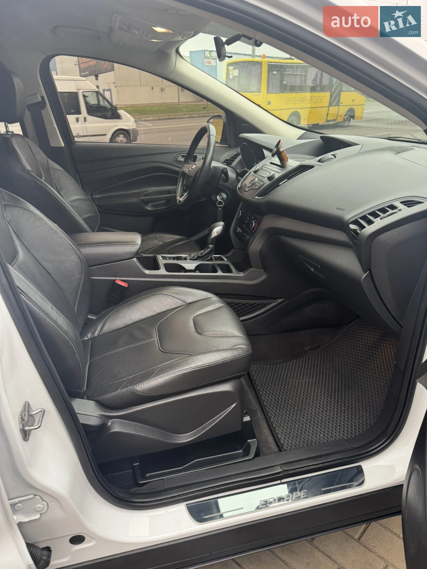 2018 Ford Escape - мініатюра 16