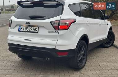 Внедорожник / Кроссовер Ford Escape 2018 в Кременчуге