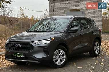 Внедорожник / Кроссовер Ford Escape 2023 в Киеве