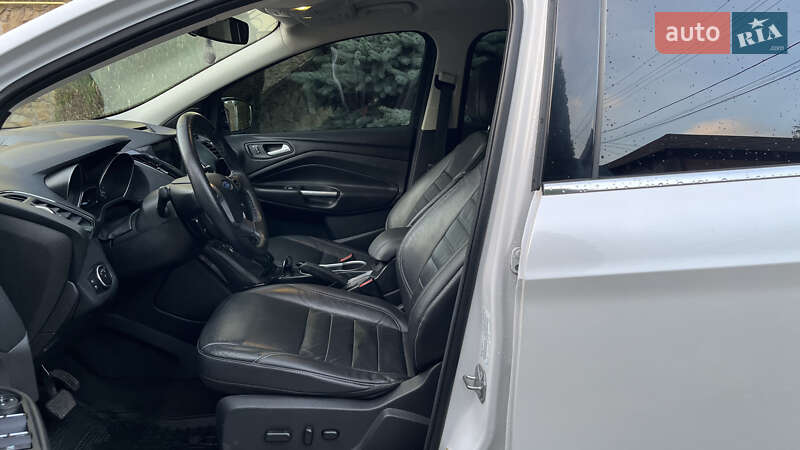 Внедорожник / Кроссовер Ford Escape 2015 в Львове