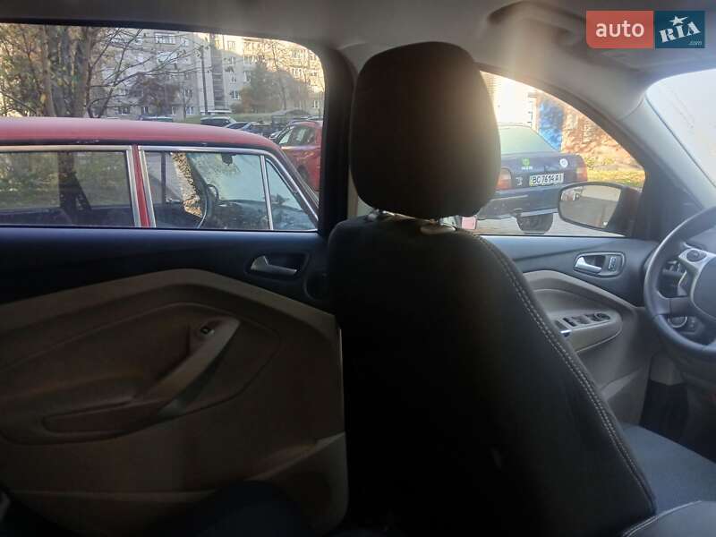Внедорожник / Кроссовер Ford Escape 2015 в Львове фото 7 Внедорожник / Кроссовер Ford Escape 2015 в Львове