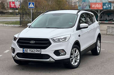 Внедорожник / Кроссовер Ford Escape 2016 в Запорожье