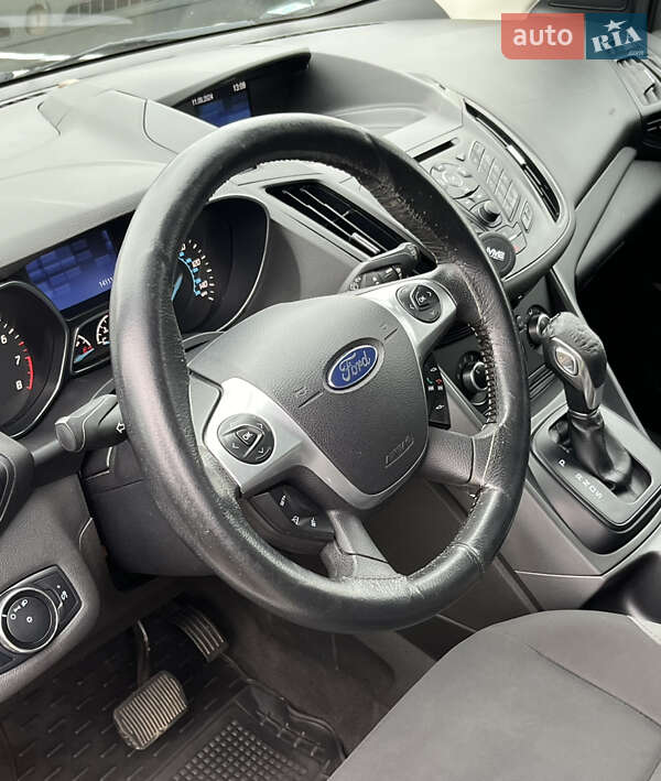 Внедорожник / Кроссовер Ford Escape 2013 в Любомле