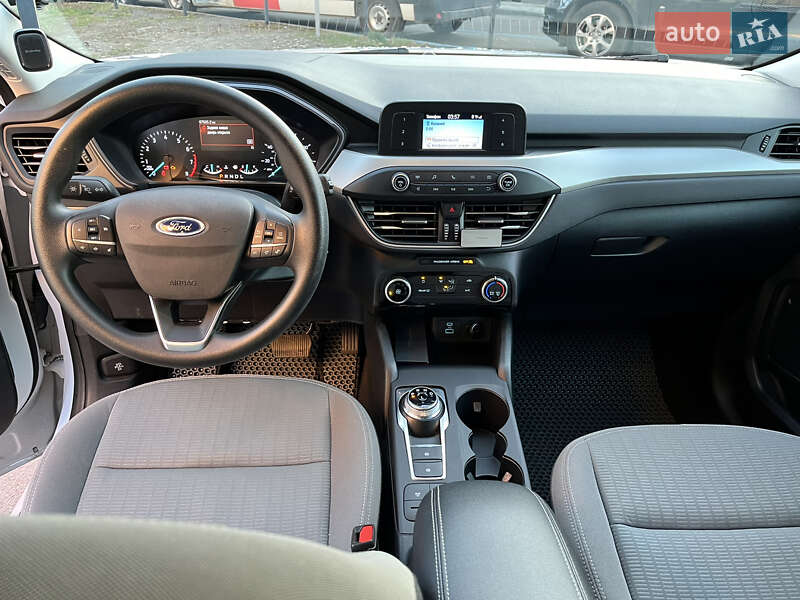 Внедорожник / Кроссовер Ford Escape 2021 в Львове