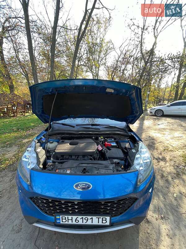 Позашляховик / Кросовер Ford Escape 2020 в Одесі