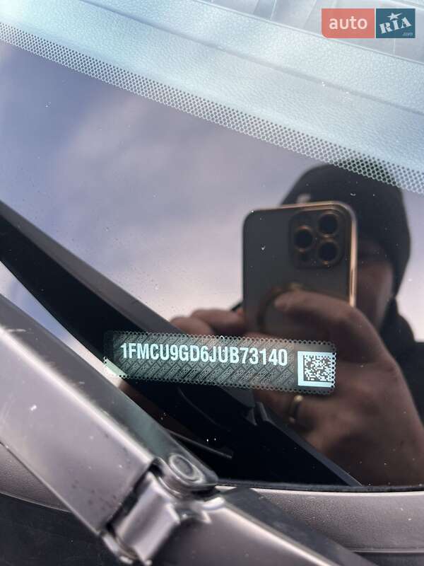 Внедорожник / Кроссовер Ford Escape 2018 в Буковеле