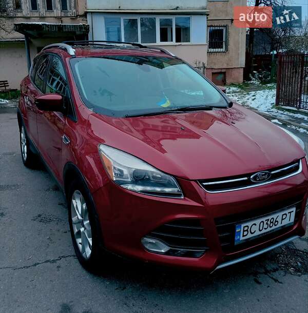 Внедорожник / Кроссовер Ford Escape 2013 в Стрые